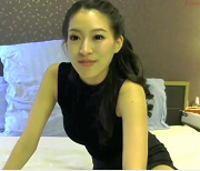 华裔电击女神Asia_Fox3自拍长视频13V-7.1G，小国际章章子怡身材颜值